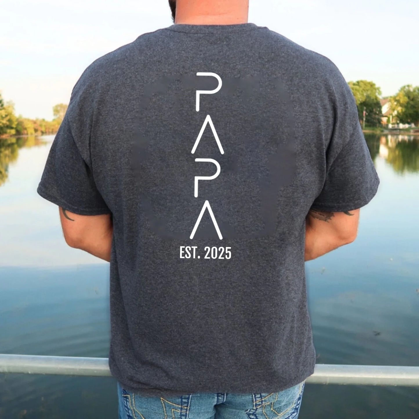 Personalized Papa T-Shirt With Name – Custom Dad Shirt – Father's Day Tee