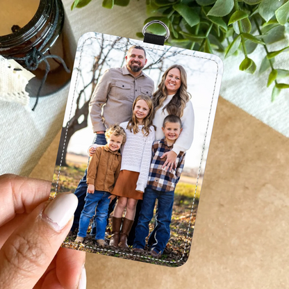 Mockup ID Badge Holder-2