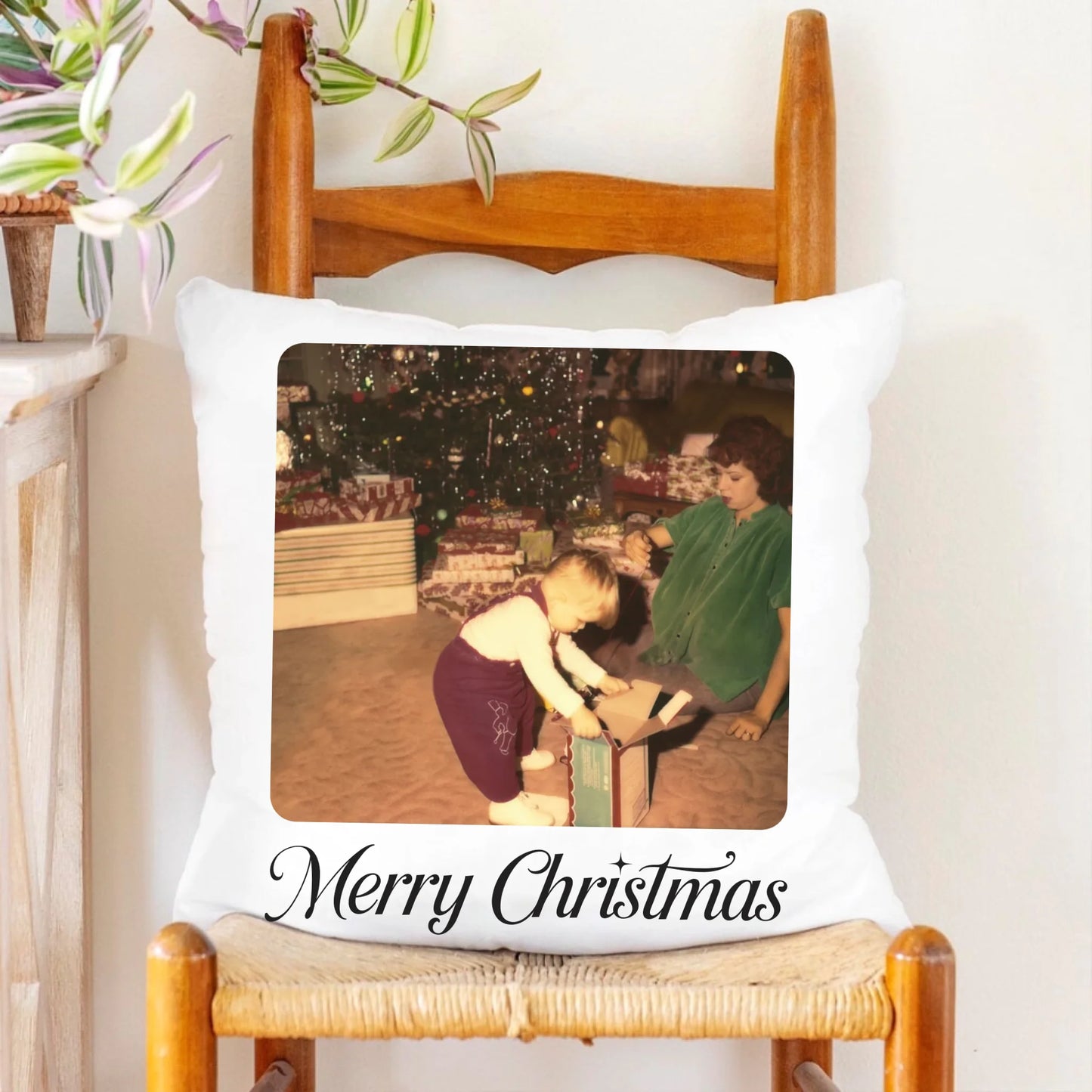Vintage Photo Christmas Pillow for Mom – Personalized Christmas Pillow with Mom's Picture
